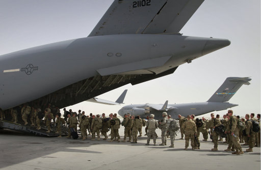 EUA retiram 10 mil soldados do Afeganistão nos próximos dias
